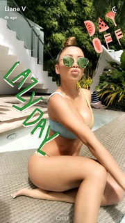 Liane Valenzuela feet photo thumbnail