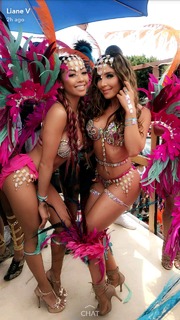 Liane Valenzuela feet photo thumbnail