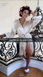 Liane Valenzuela feet photo thumbnail
