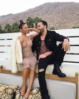 Liane Valenzuela feet photo thumbnail