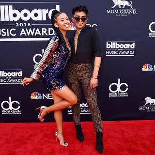 Liane Valenzuela feet photo thumbnail