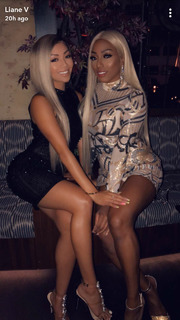 Liane Valenzuela feet photo thumbnail