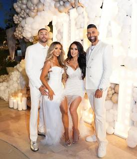 Liane Valenzuela feet photo thumbnail