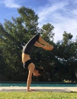 Liberte Chan feet photo thumbnail