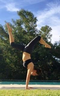 Liberte Chan feet photo thumbnail