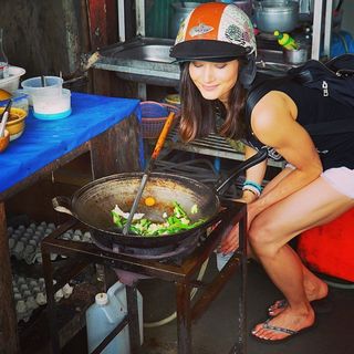 Liberte Chan feet photo thumbnail