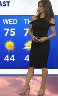 Liberte Chan feet photo thumbnail