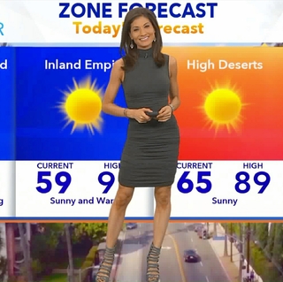 Liberte Chan feet photo thumbnail