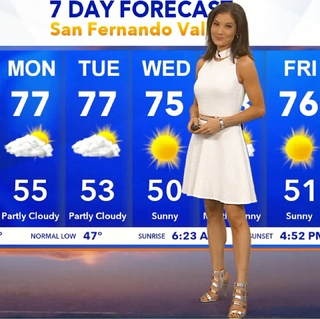 Liberte Chan feet photo thumbnail