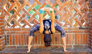 Liberte Chan feet photo thumbnail