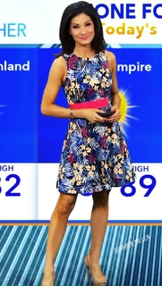 Liberte Chan feet photo thumbnail