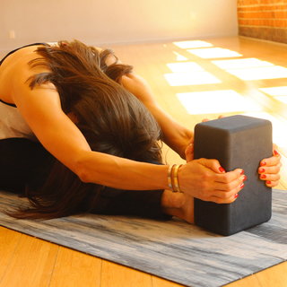 Liberte Chan feet photo thumbnail