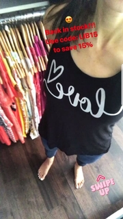 Liberte Chan feet photo thumbnail