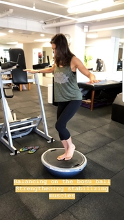 Liberte Chan feet photo thumbnail