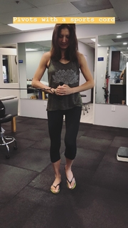 Liberte Chan feet photo thumbnail