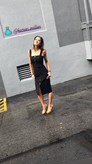 Liberte Chan feet photo thumbnail