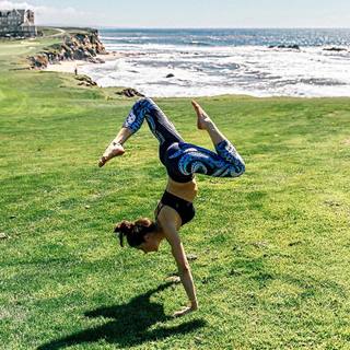 Liberte Chan feet photo thumbnail