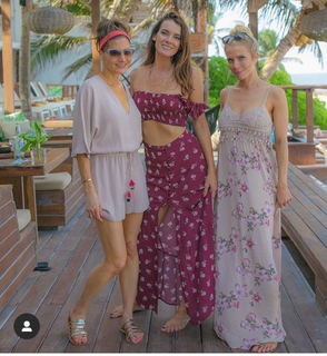 Liberte Chan feet photo thumbnail