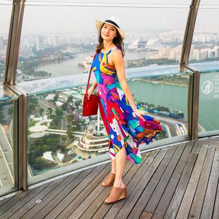 Liberte Chan feet photo thumbnail