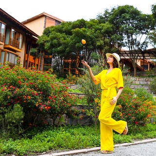 Liberte Chan feet photo thumbnail