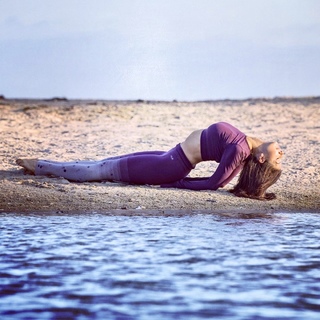 Liberte Chan feet photo thumbnail