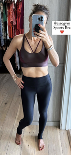 Liberte Chan feet photo thumbnail