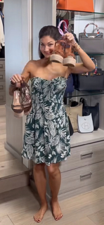 Liberte Chan feet photo thumbnail