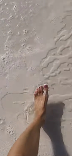 Liberte Chan feet photo thumbnail