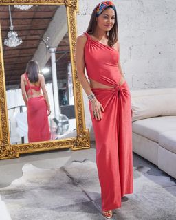 Liberte Chan feet photo thumbnail