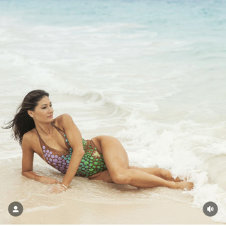 Liberte Chan feet photo thumbnail