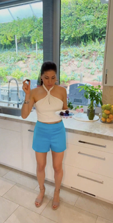 Liberte Chan feet photo thumbnail