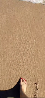 Liberte Chan feet photo thumbnail