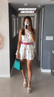 Liberte Chan feet photo thumbnail