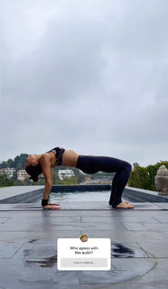 Liberte Chan feet photo thumbnail