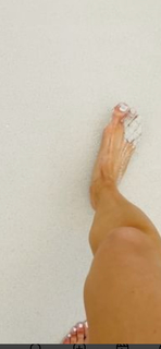 Liberte Chan feet photo thumbnail