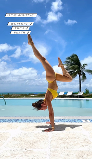 Liberte Chan feet photo thumbnail