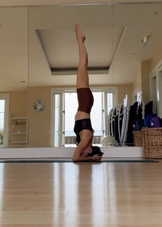 Liberte Chan feet photo thumbnail