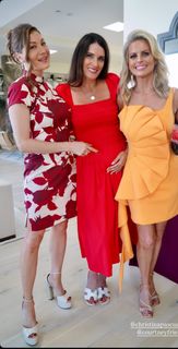 Liberte Chan feet photo thumbnail