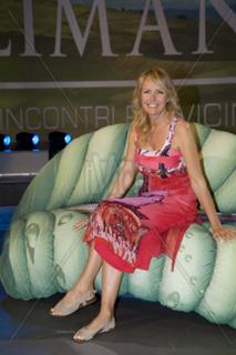 Licia Colò feet photo 12