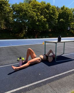 Lieke Klaver feet photo 2