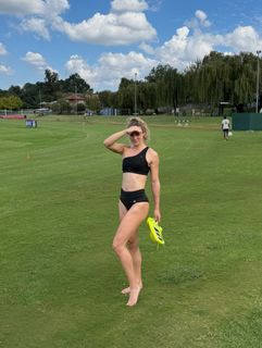 Lieke Klaver feet photo 7
