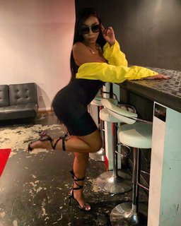 LightSkinKeisha feet photo 12