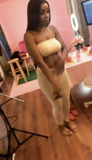 LightSkinKeisha feet photo 18