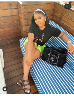 LightSkinKeisha feet photo 13