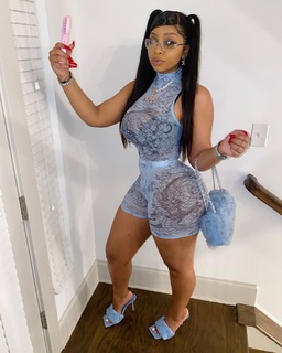 LightSkinKeisha feet photo 1