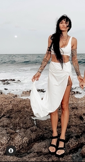 Lights feet photo thumbnail