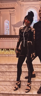 Lights feet photo thumbnail