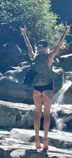 Lights feet photo thumbnail