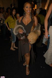 Lil' Kim feet photo thumbnail