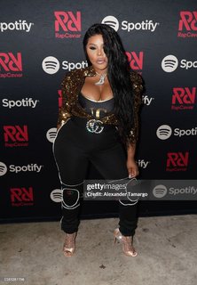 Lil' Kim feet photo thumbnail